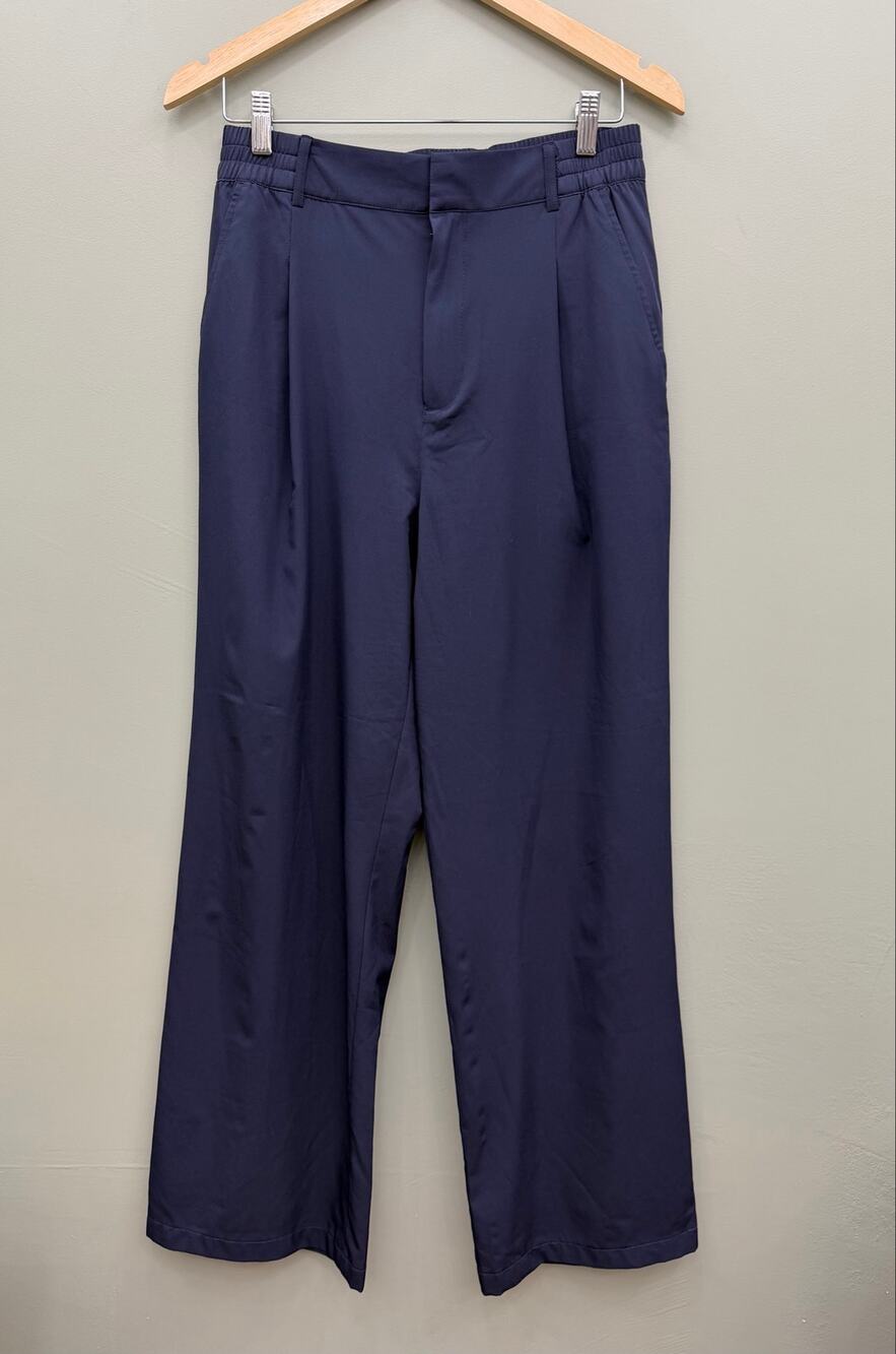 GapFit S Tall Navy Pleated Athletic Trouser Pants Coach Straight Leg